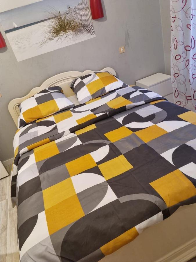 Belle Chambre Avec Balcon Arques  Exterior foto